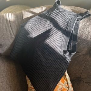 Black Tank
